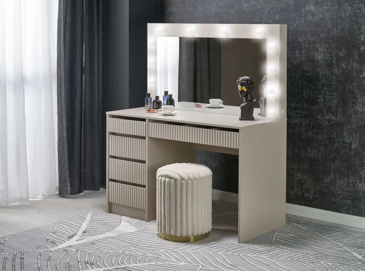 Kosmetinis staliukas HOLLYWOOD 2 XL Kosmetiniai staliukai Miegamojo baldai